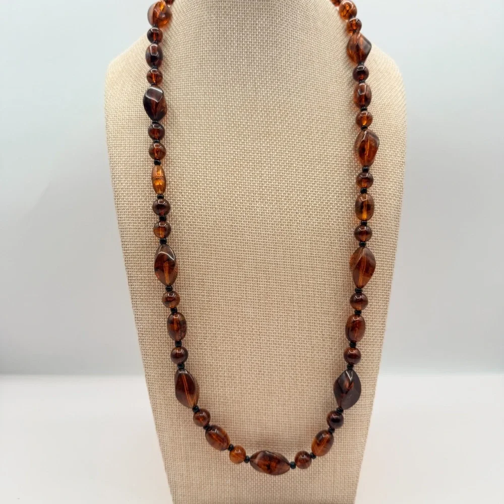 Vintage Y2K Amber Black Beaded Necklace Boho Women's Classic Fashion Jewelry